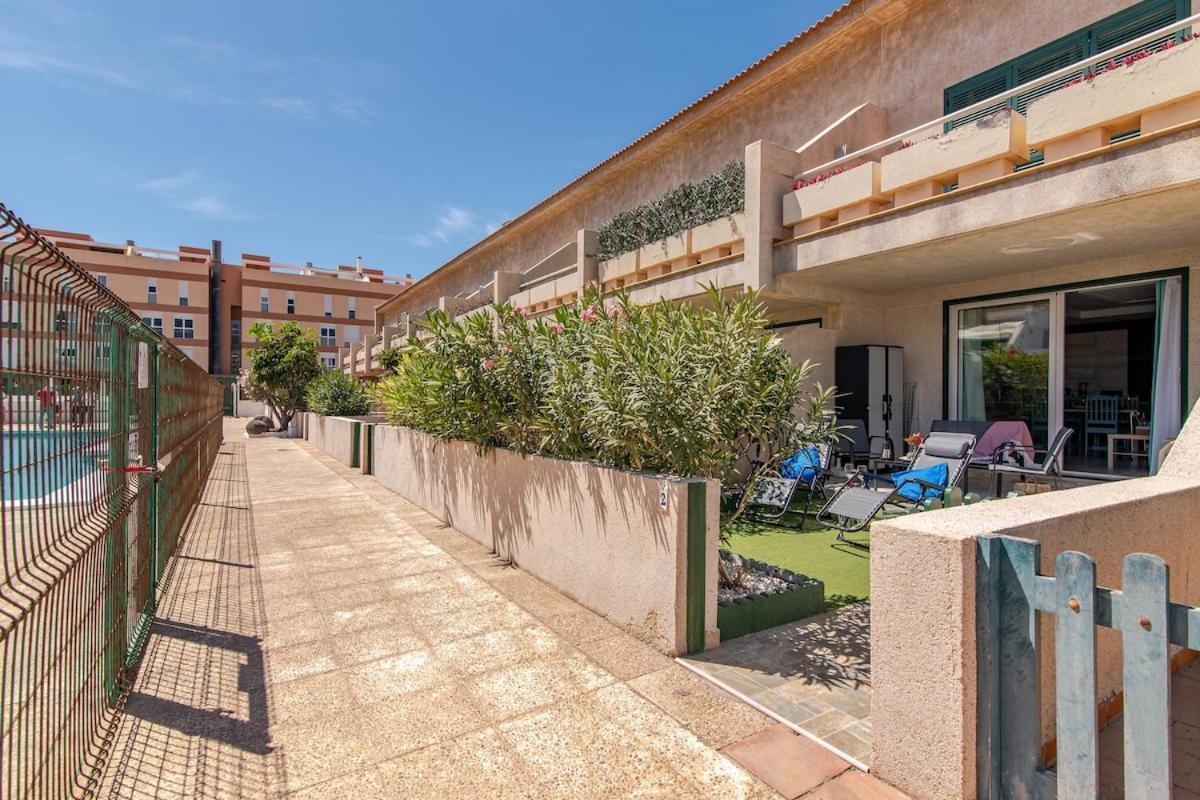 Refreshing Oasis Apartment El Médano Екстериор снимка