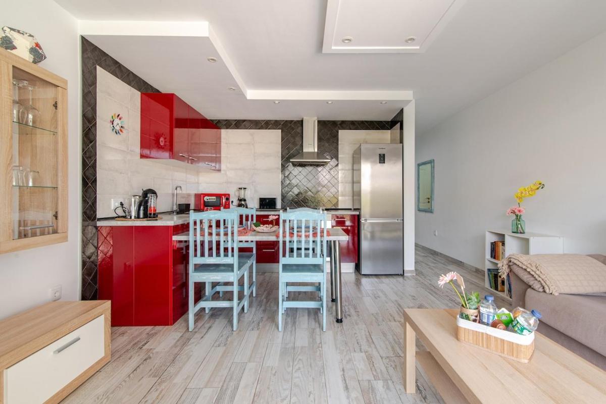 Refreshing Oasis Apartment El Médano Екстериор снимка